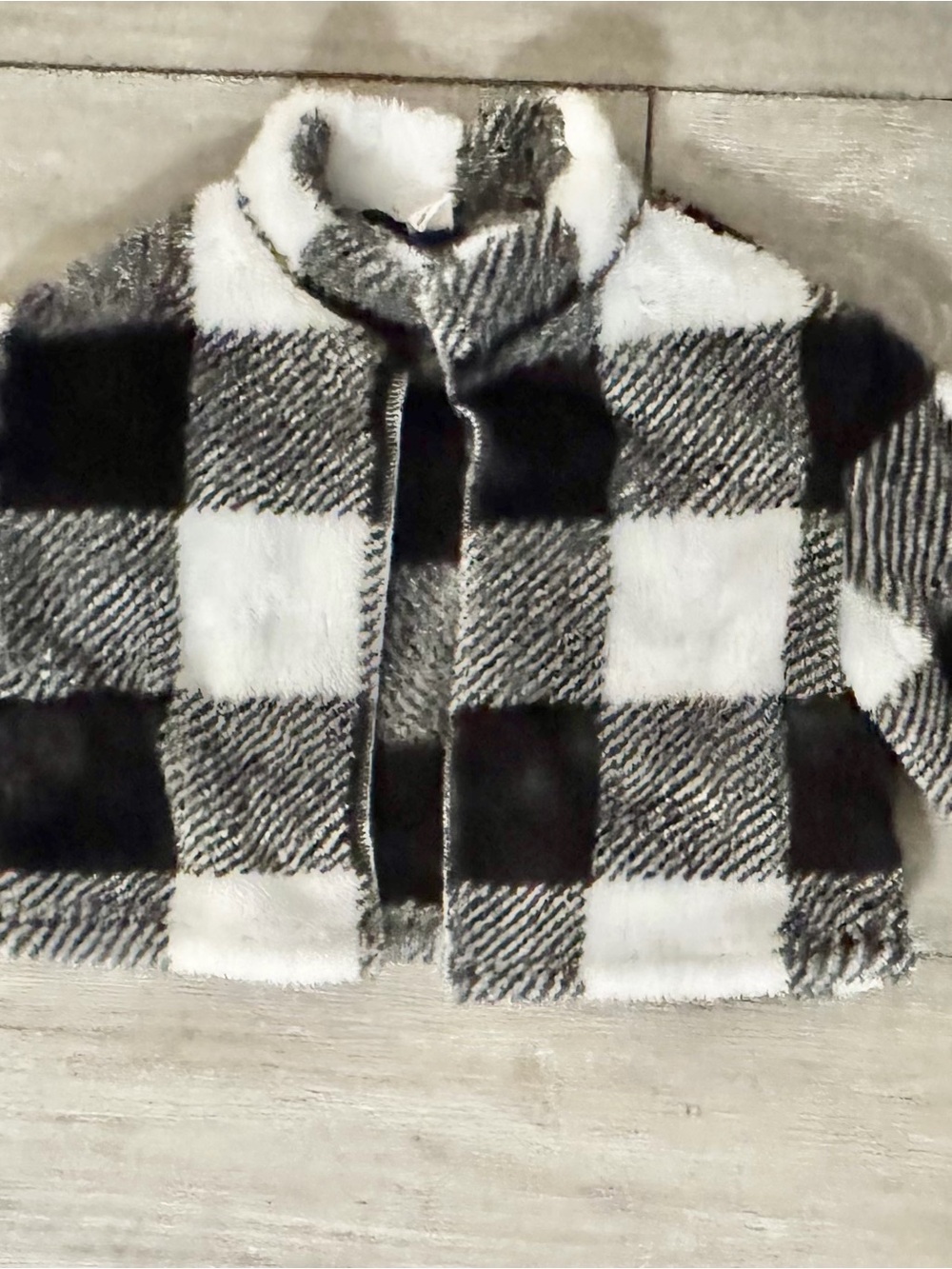 SHEIN Girls Buffalo Plaid Fuzzy Jacket 6Y NWOT